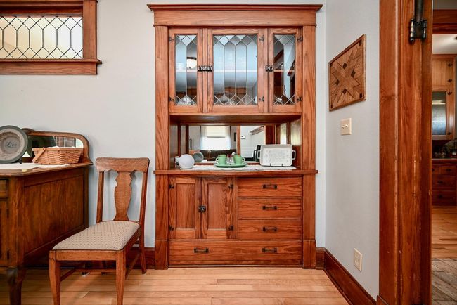 7 Dining Room Built-in Buffet.jpg | Image 12