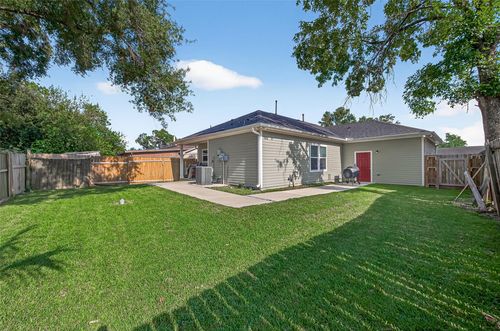 12914 Bamboo Forest Trl, Houston, TX, 77044-1806 | Card Image