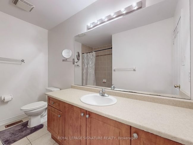 321 Bussel Cres, House attached with 3 bedrooms, 3 bathrooms and 2 parking in Milton ON | Image 32