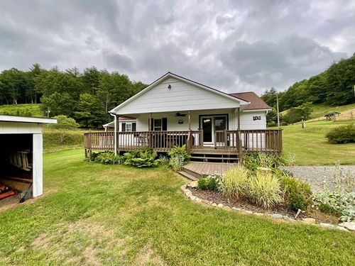 159 Locust Ln, Independence, VA, 24348-4724 | Card Image