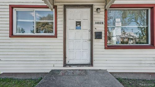 14028 Hobart Ave, Warren, MI, 48089-2708 | Card Image