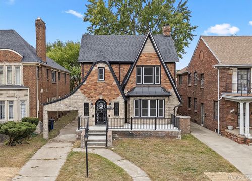 17539 Northlawn St, Detroit, MI, 48221-4515 | Card Image