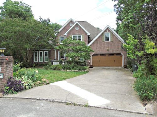 8302 Grinder Creek Pl, Chattanooga, TN, 37421-2743 | Card Image