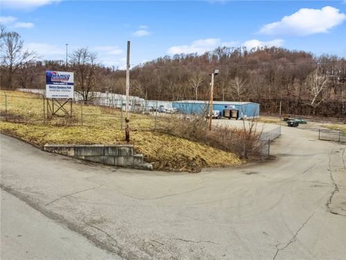 479 Ferguson Rd, Dunbar, PA, 15431-2016 | Card Image