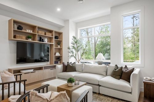 19750 76 Ave, Langley, BC, V2Y | Card Image