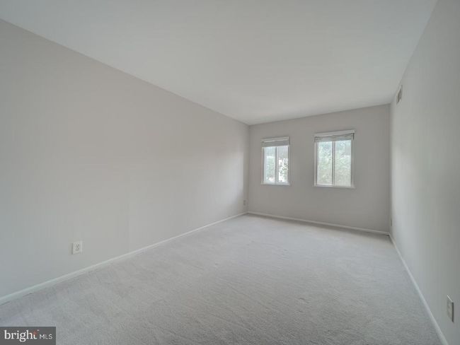 APT-101 - 5017 7 Th Rd S, Condo with 2 bedrooms, 2 bathrooms and null parking in ARLINGTON VA | Image 22