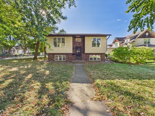 2253 Charles St N, North Saint Paul, MN, 55109-3327 | Card Image