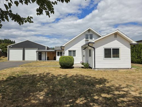 71 Cloverdale Ave, Carson, WA, 98610-3250 | Card Image