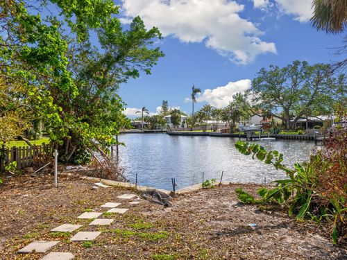 4865 Featherbed Ln, SARASOTA, FL, 34242-1558 | Card Image