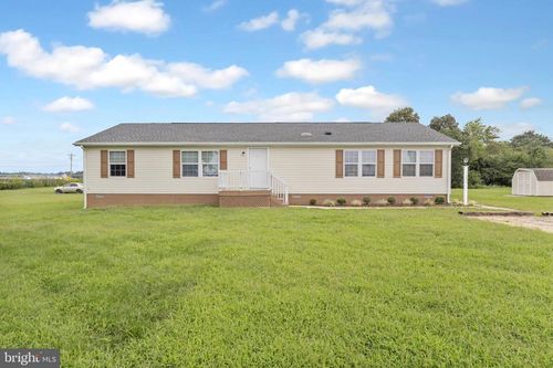11433 Trussum Pond Rd, LAUREL, DE, 19956-3411 | Card Image