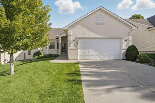 14921 Summit Cir Nw, Prior Lake, MN, 55372-1061 | Card Image