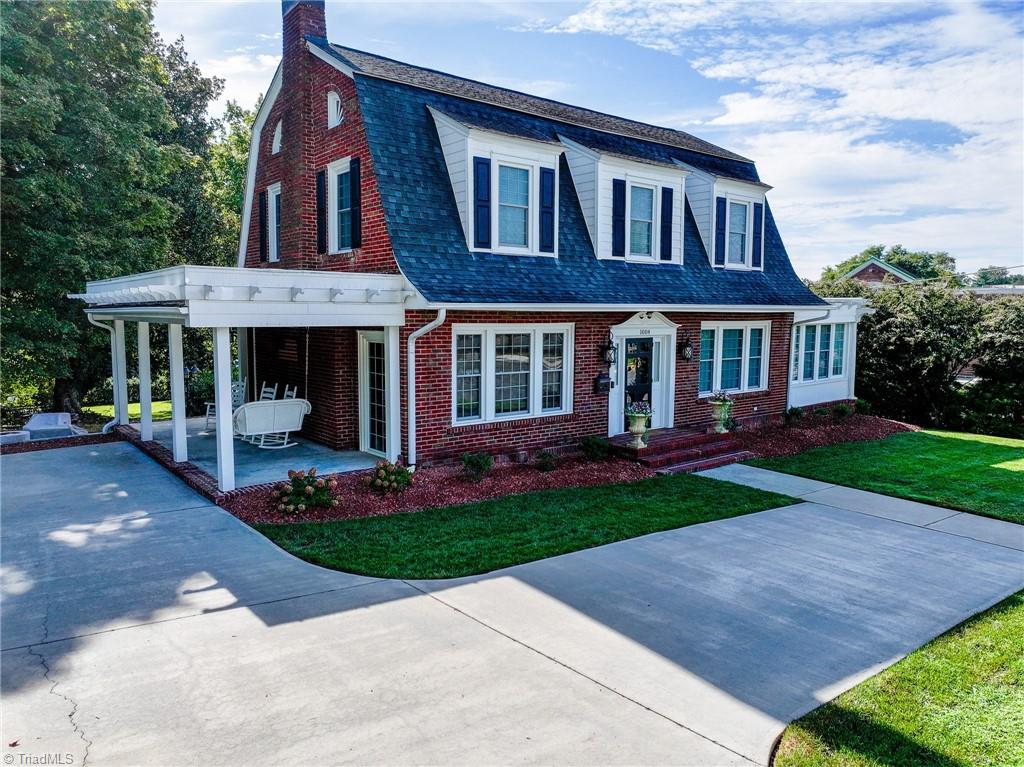 Main St, Mount Airy, NC 27030