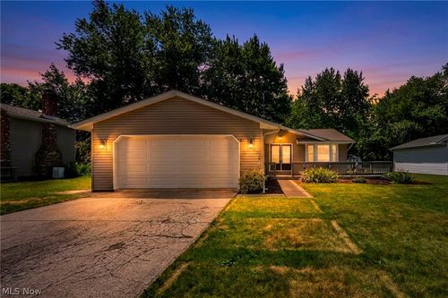 6224 Denise Dr, North Ridgeville, OH, 44039-1810 | Card Image