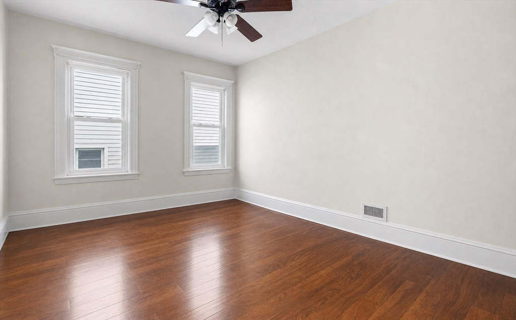 Residential Lease in Salem 4