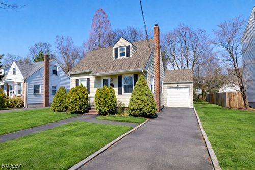 16 Tooker Ave, Springfield, NJ, 07081-1704 | Card Image