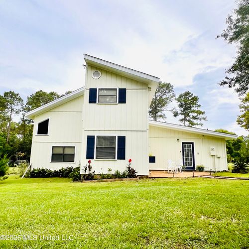 13450 Schanbacher Rd E, Gulfport, MS, 39503-9182 | Card Image