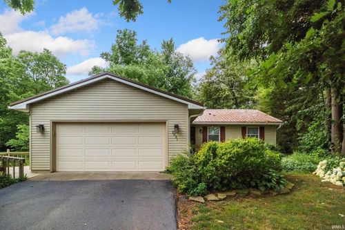 2821 W State Road 114, North Manchester, IN, 46962-8337 | Card Image