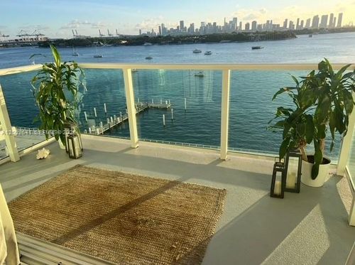 apt-712-1000 West Ave, Miami Beach, FL, 33139-4721 | Card Image