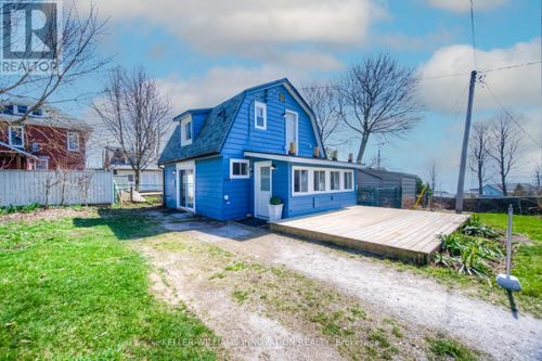 11C Glenwood Street, Norfolk (Port Dover), ON, N0E1N0 | Card Image