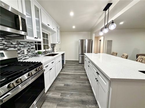 11016 Inez St, Whittier, CA, 90605-3600 | Card Image