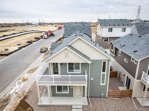 46523 Gold Prairie Dr, Bennett, CO, 80102-8852 | Card Image