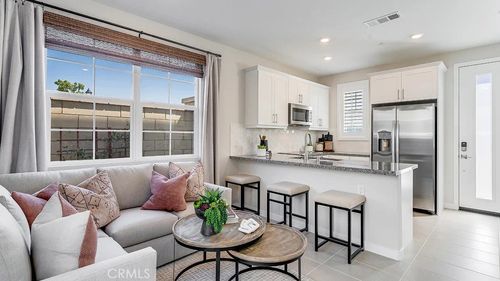 2586 E Lincoln Paseo, Ontario, CA, 91762-7469 | Card Image