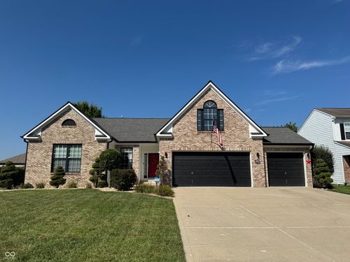 568 Georgetown Rd, Greenwood, IN, 46142-1978 | Card Image