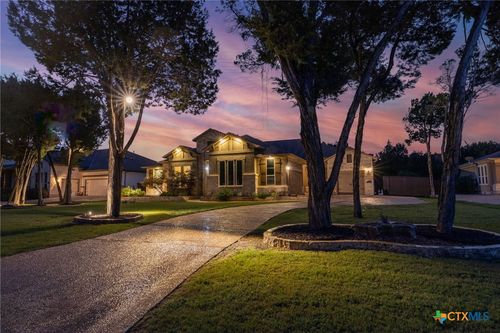 965 Woodland Oaks, New Braunfels, TX, 78132-4684 | Card Image