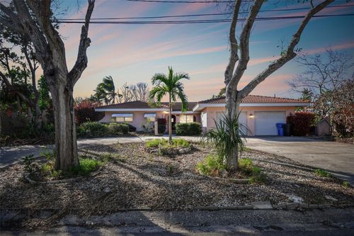 3180 Sunset Drive N, SAINT PETERSBURG, FL, 33710 | Card Image