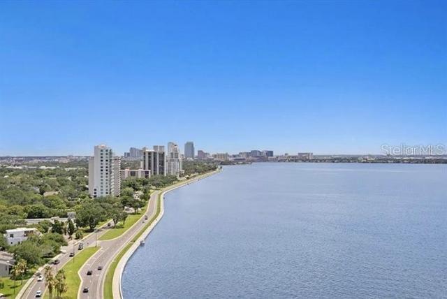 Residential Lease in TAMPA 4