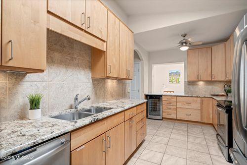 7402 E Wandering Road, Tucson, AZ, 85750 | Card Image