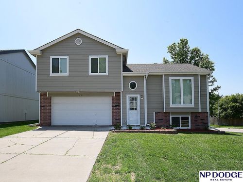 11817 Mary St, Omaha, NE, 68164-6835 | Card Image