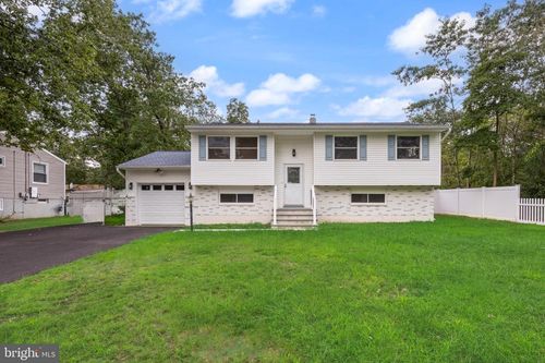 408 California Trl, BROWNS MILLS, NJ, 08015-5639 | Card Image