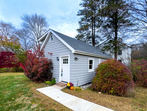 cottage-1814 Newfield Avenue, Stamford, CT, 06903 | Card Image