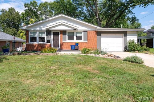 456 Buena Vista St, Edwardsville, IL, 62025-2006 | Card Image