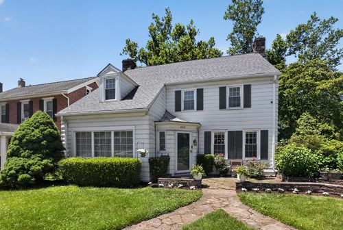408 Pennsylvania Ave, AVONDALE, PA, 19311-1157 | Card Image