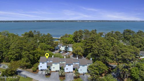 312-312 Mcginnis Dr, Pine Knoll Shores, NC, 28512-6319 | Card Image