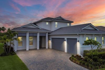 8175 Redonda Loop, House other with 4 bedrooms, 4 bathrooms and null parking in Lakewood Ranch FL | Image 1