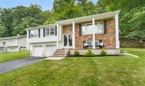 99 Valley View Trl, Sparta, NJ, 07871-1335 | Card Image