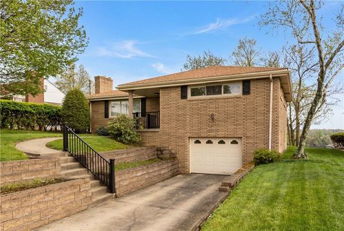 1455 Orchardview Dr, Pittsburgh, PA, 15220-2021 | Card Image
