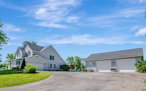 7881 Dorsey Mill Rd Se, Heath, OH, 43056-9328 | Card Image