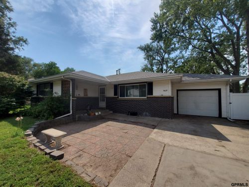 3625 N 70th St, Lincoln, NE, 68507-2015 | Card Image
