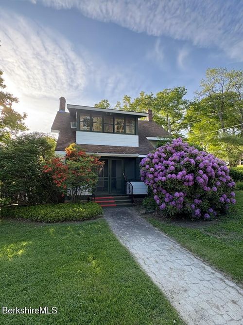70 Sunrise St, Lanesborough, MA, 01237-9711 | Card Image