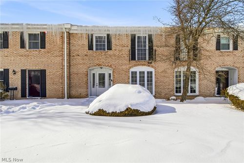 9-824 S Chillicothe Road, Aurora, OH, 44202 | Card Image