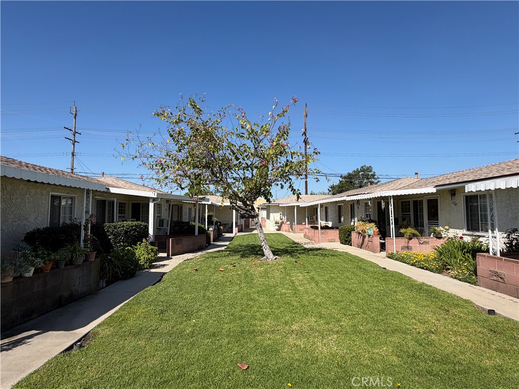 Residential Income in Burbank 5