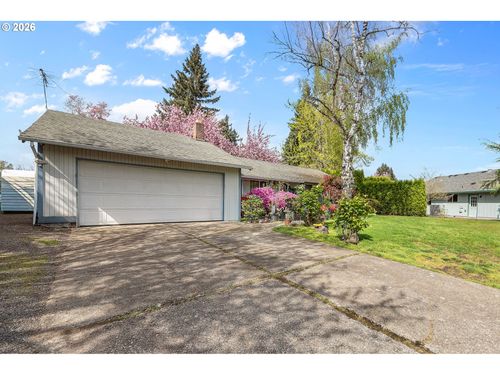 230 Sw 8th Ave, Canby, OR, 97013-4204 | Card Image