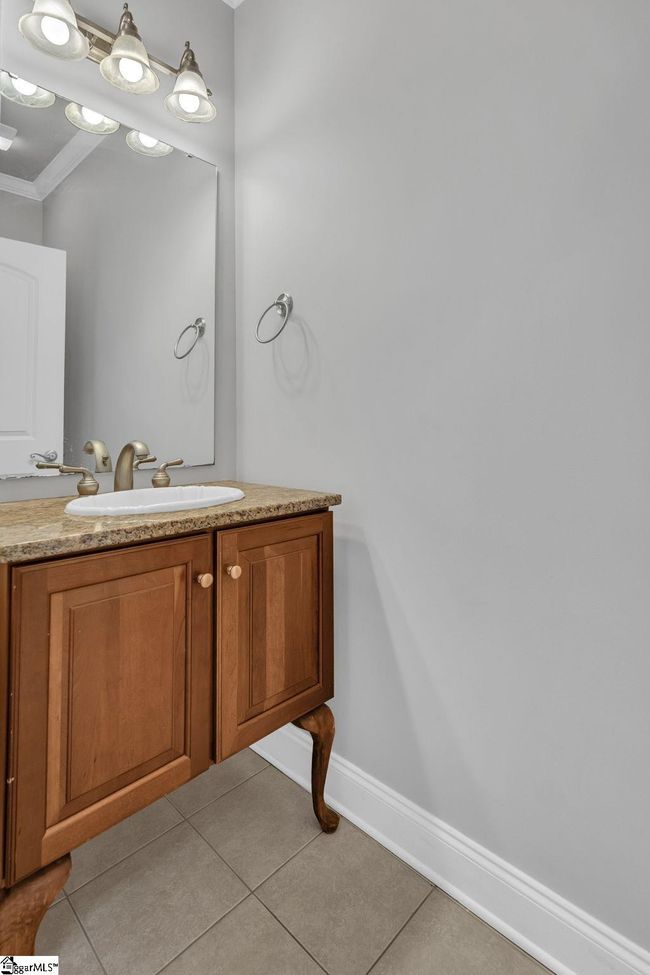 528 Carolee Way, House other with 5 bedrooms, 4 bathrooms and 3 parking in Greer SC | Image 6