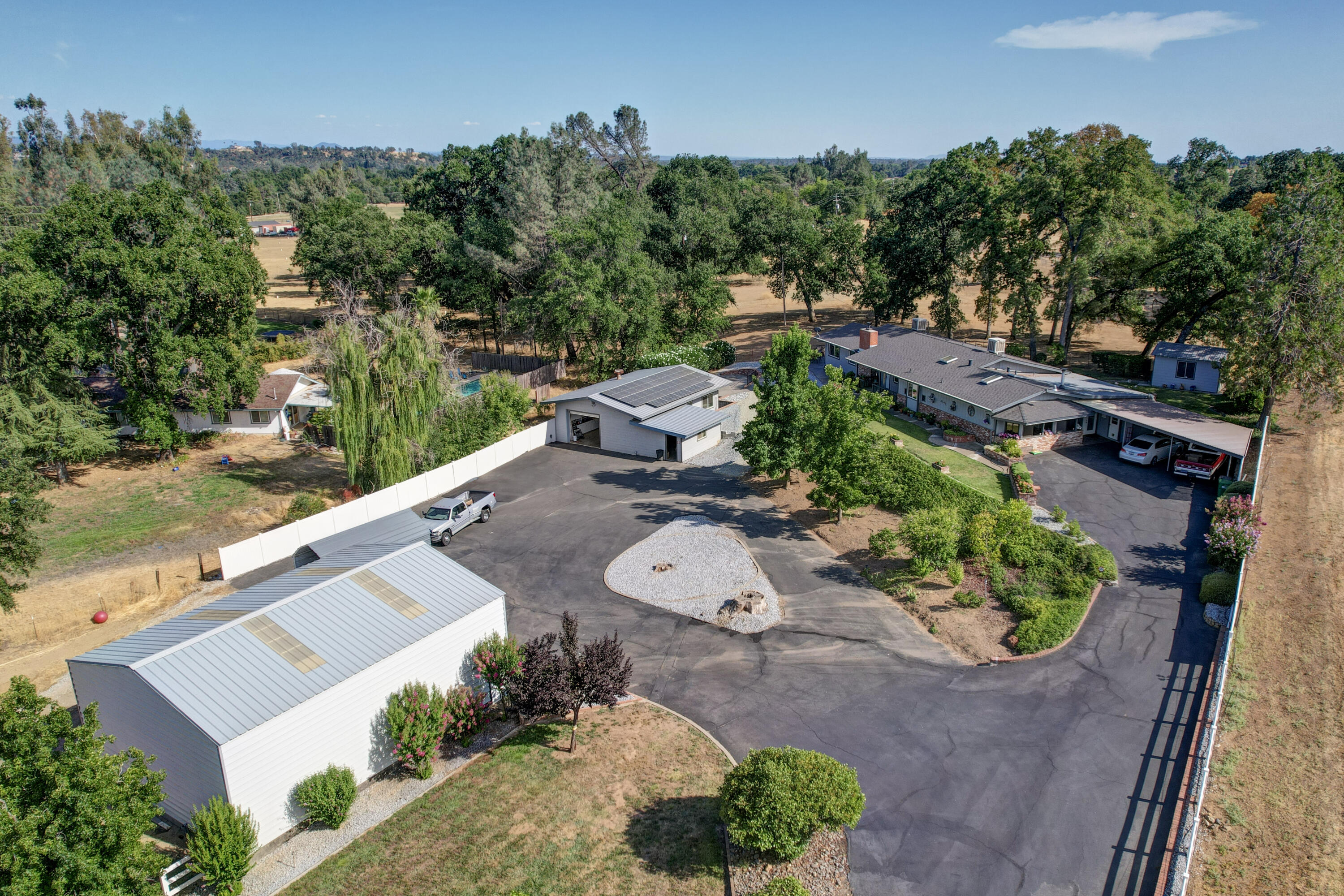Residential in Palo Cedro 2