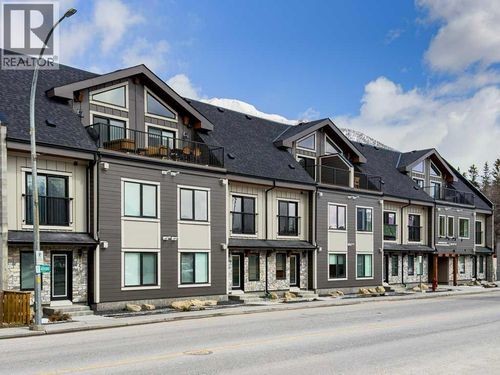 810 10 Street, Canmore, AB, T1W2A7 | Card Image