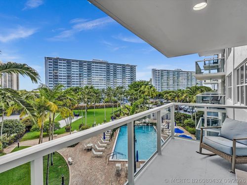 420-3300 Ne 36th St, Fort Lauderdale, FL, 33308-6727 | Card Image